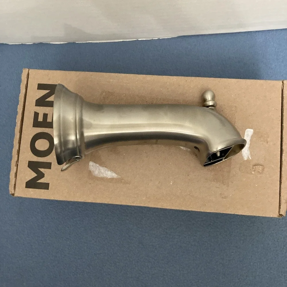 Moen Brantford 7-1/4